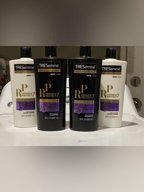 TRESemme Repair & Protect 7 Shampoo - Conditioner Bundle